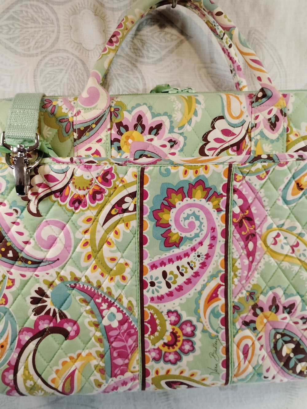 Vera Bradley Quilted Paisley Hardshell Laptop/Messenger bag- Mint, Pink & Yellow - Picture 3 of 7